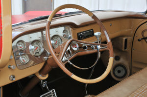 Steering wheel and vintage chrome instrument panel on Jeff Crumpler's custom 1958 GMC 100