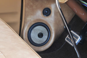 6.5-inch Focal Flax separated component sets in the kick panels