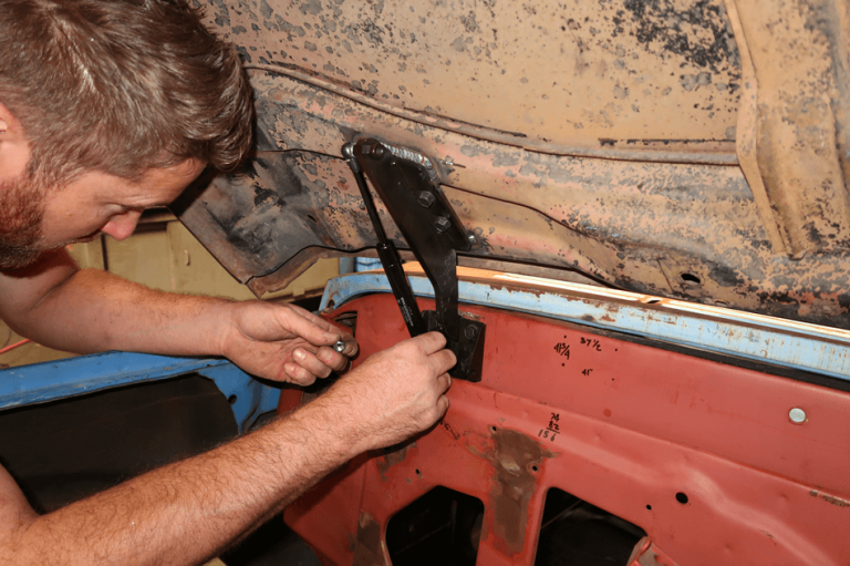 Installing a 196772 C10 Hood Hinge Kit from Switch Suspension