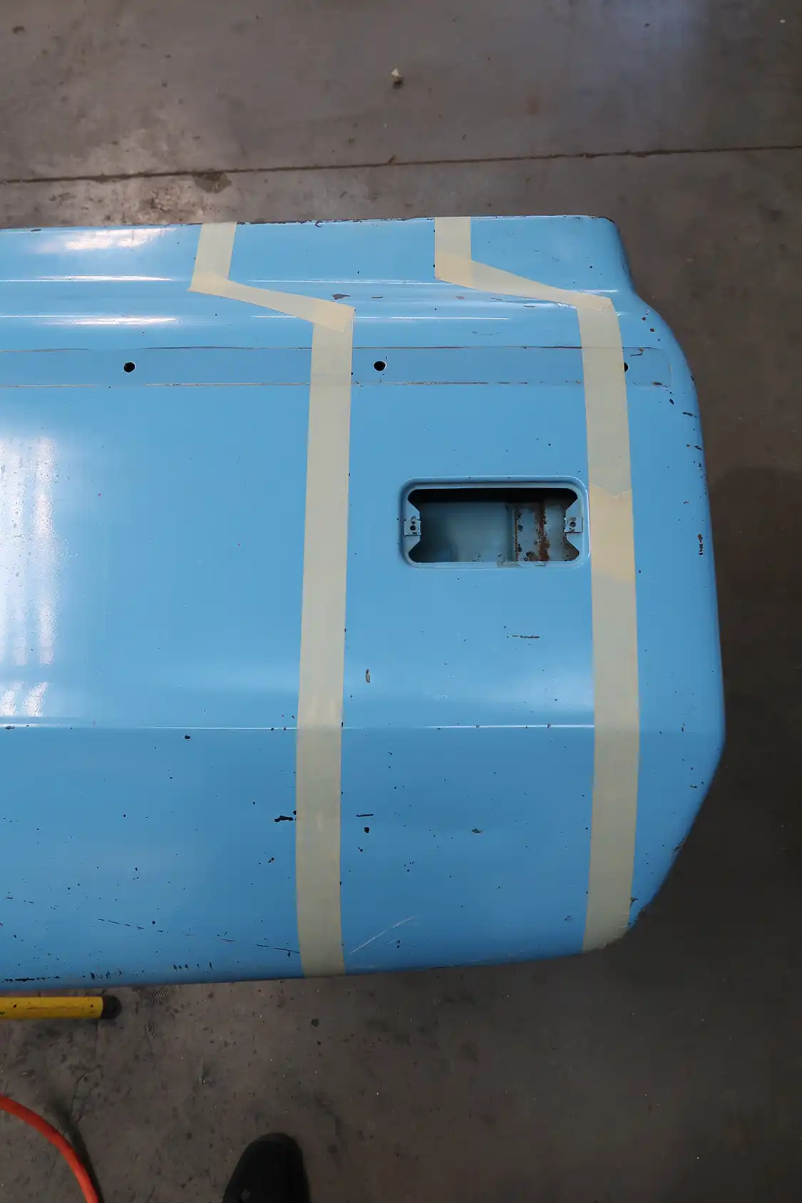 07 Kyle marked out the bedsides for the cuts