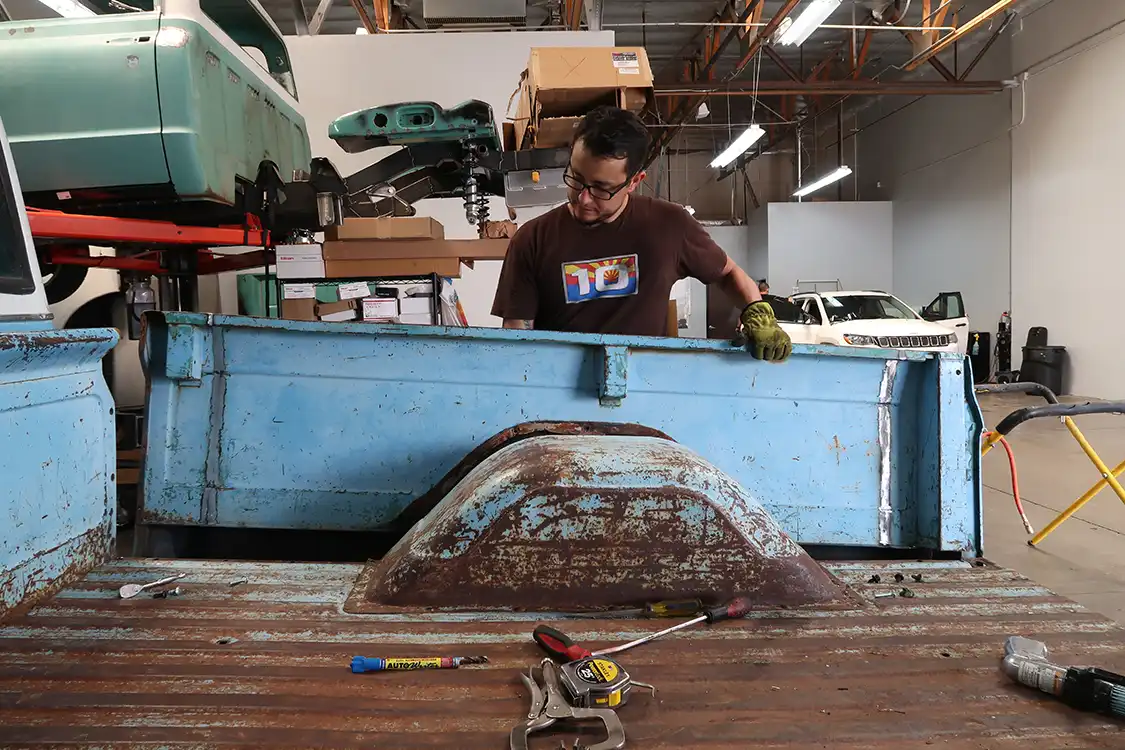 Now it’s time for the bedsides, which get bolted up using that same bed bolt kit