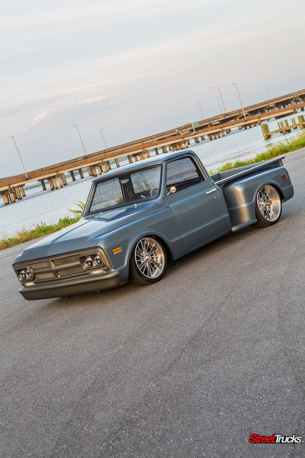 Back Steppin 1972 Chevrolet C10 Street Trucks