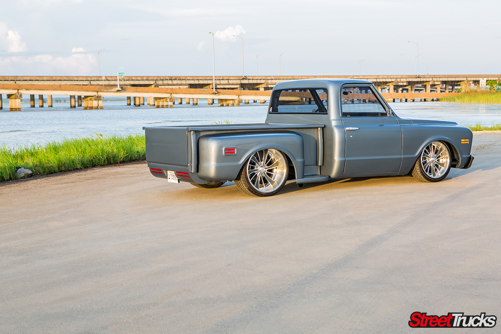 Back Steppin 1972 Chevrolet C10 Street Trucks