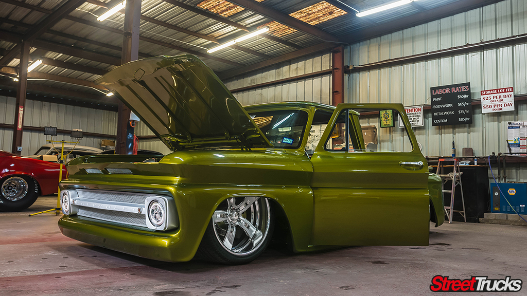 The Grinch” never disappoints. ::: #thegrinch #c10 #custom #truck