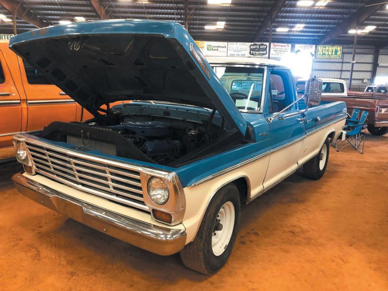 Texoma F100 Roundup Street Trucks