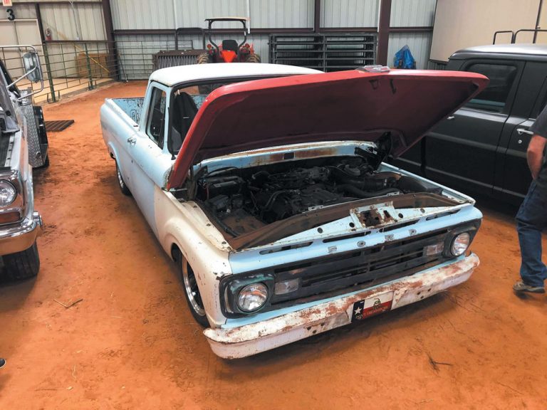 Texoma F100 Roundup Street Trucks