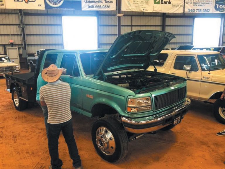 Texoma F100 Roundup Street Trucks