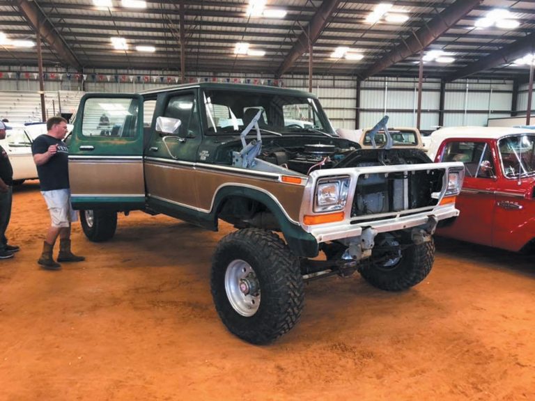 Texoma F100 Roundup Street Trucks