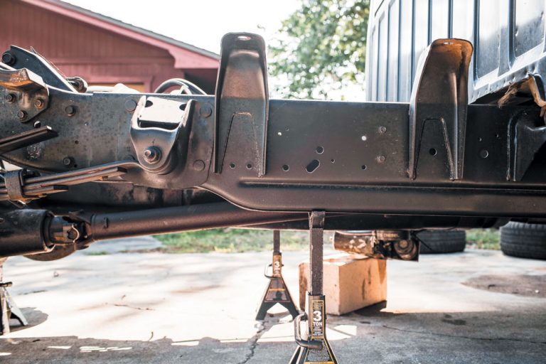 Dropping a Dually Installing a Belltech Suspension Kit On A Dodge Ram