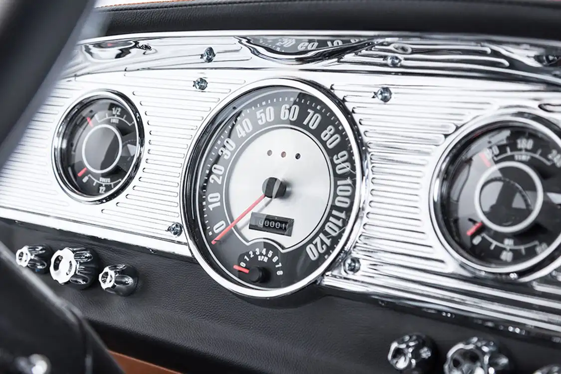 Classic Instruments gauges