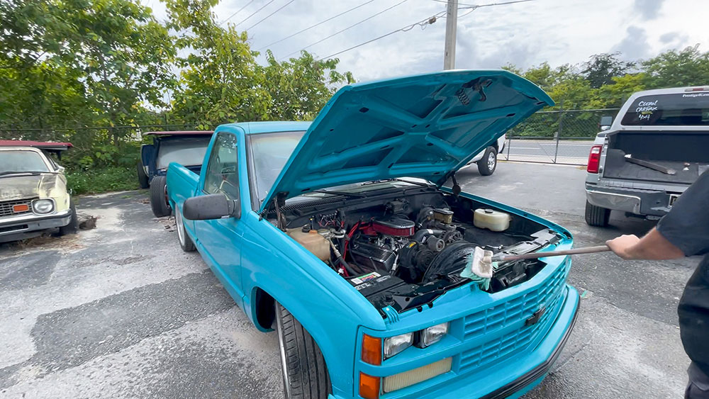 Project playboy a 1988 Chevy C1500 truck