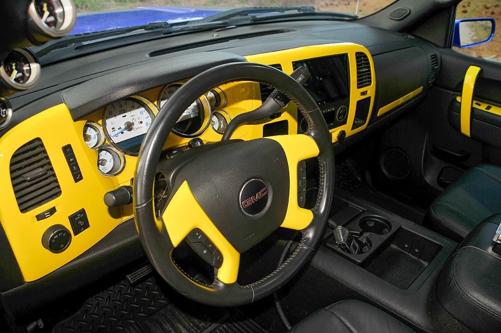 2011 GMC Sierra custom interior 