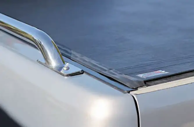 BAK Roll-X Tonneau Cover