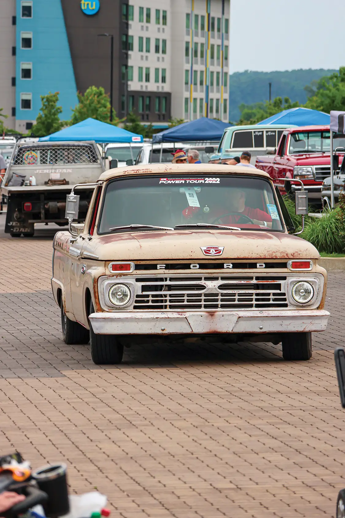 F-100 Grand Nationals