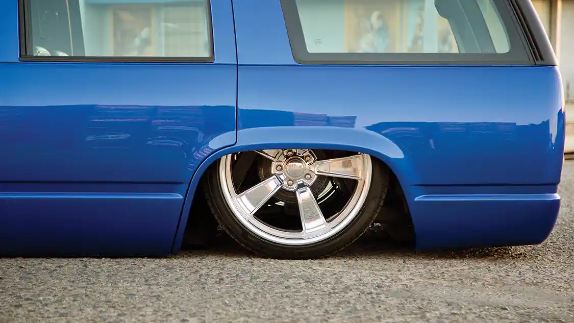 1997 Chevy Tahoe Gets the Ultimate Bagged Family Hauler Build