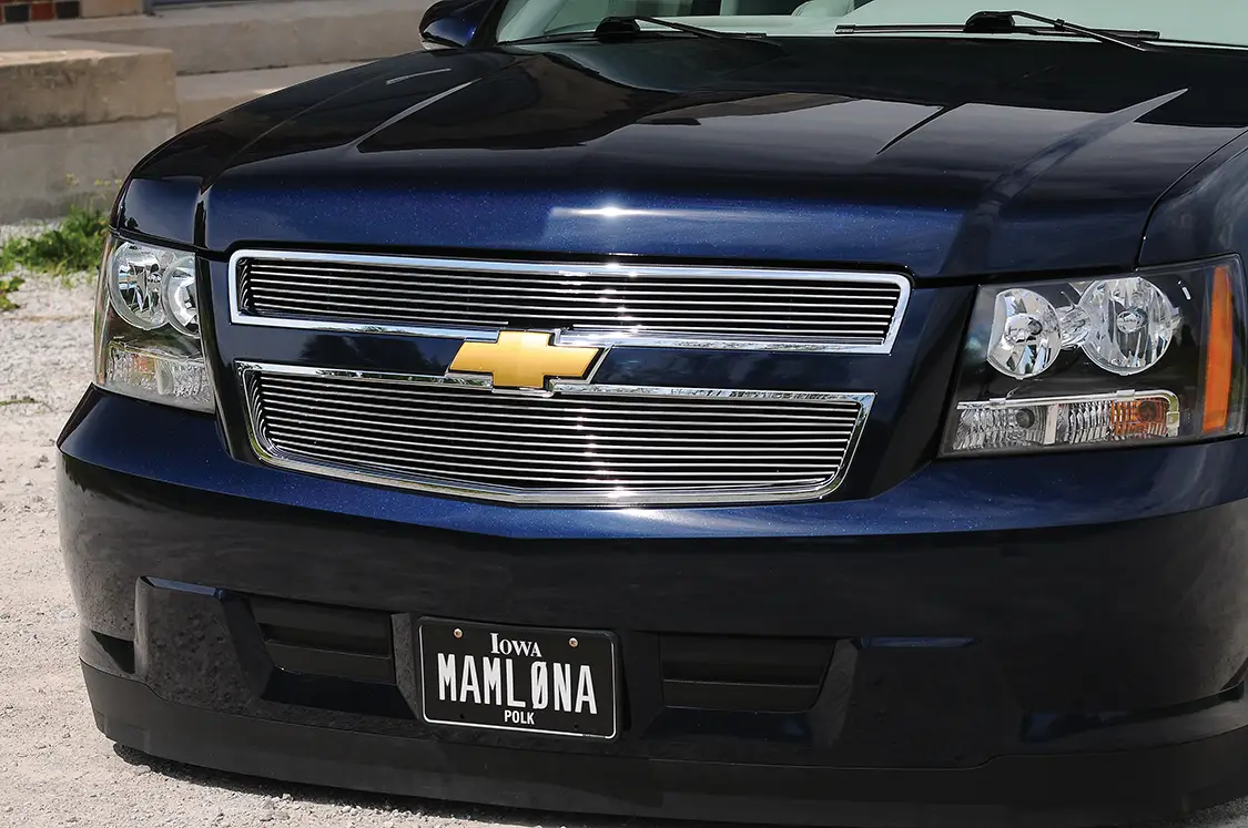 A Tahoe Hybrid-Swapped 2002 Chevy Silverado